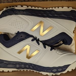 New Balance Turf Shoes - Women's 9.5
